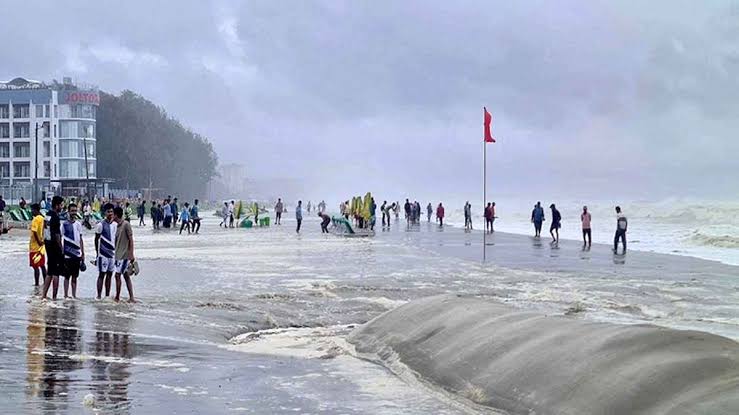কক্সবাজারসহ চার সমুদ্রবন্দরে ৩ নম্বর সতর্ক সংকেত