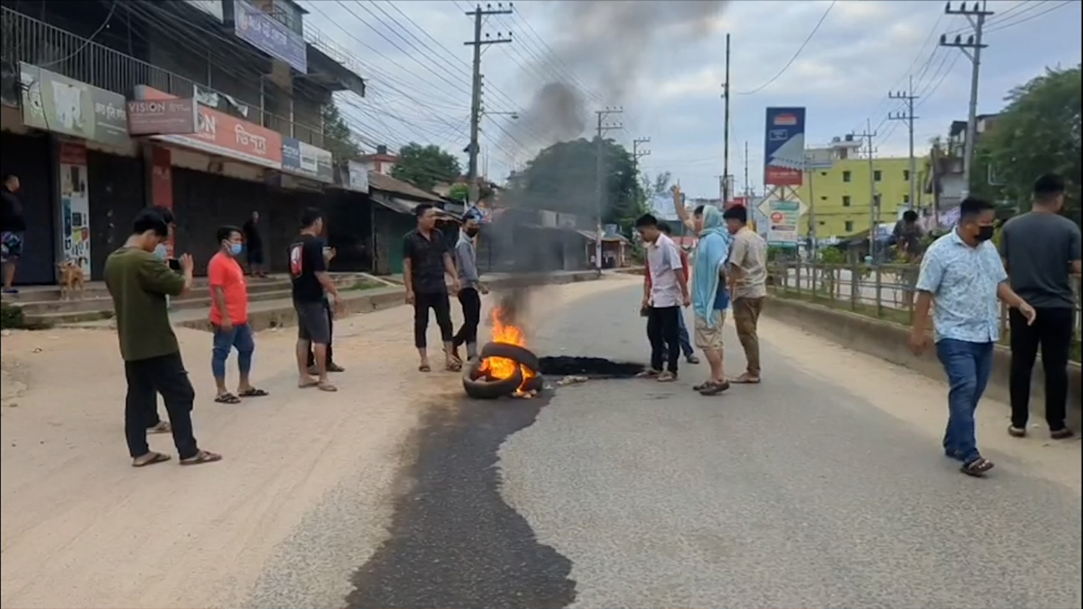 সড়ক অবরোধে সাজেক-খাগড়াছড়িতে আটকা প্রায় ৩ হাজার পর্যটক