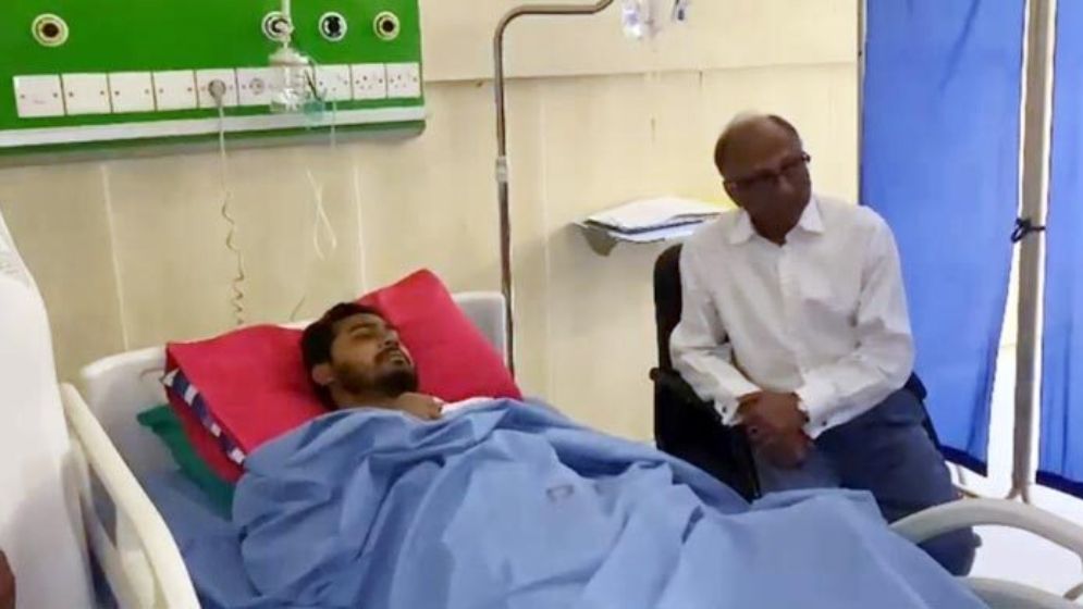 নুরের খোঁজ নিতে ঢামেকে আমার দেশ সম্পাদক মাহমুদুর রহমান