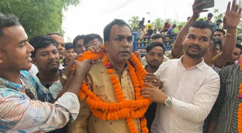 গাজীপুর জেলা সাংবাদিক ঐক্য পরিষদের সভাপতি নির্বাচিত আবুল কাশেমকে নিজ মাতৃভূমিতে গণসংবর্ধনা