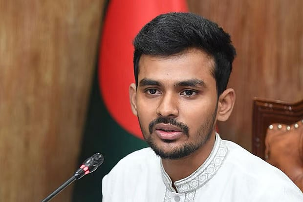 দল হিসেবে আওয়ামী লীগের বিচার হওয়া প্রয়োজন: উপদেষ্টা আসিফ মাহমুদ
