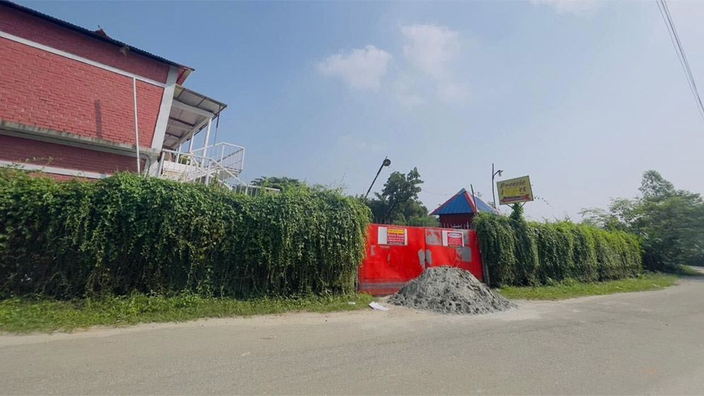 বিএনপি নেতাকে চাঁদা না দেওয়ায় রিসোর্ট বন্ধ
