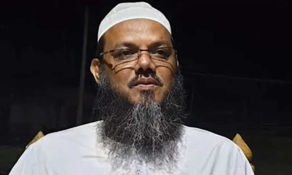 চরমোনাই পীরের সম্মানে আসন ছাড়ল জামায়াত