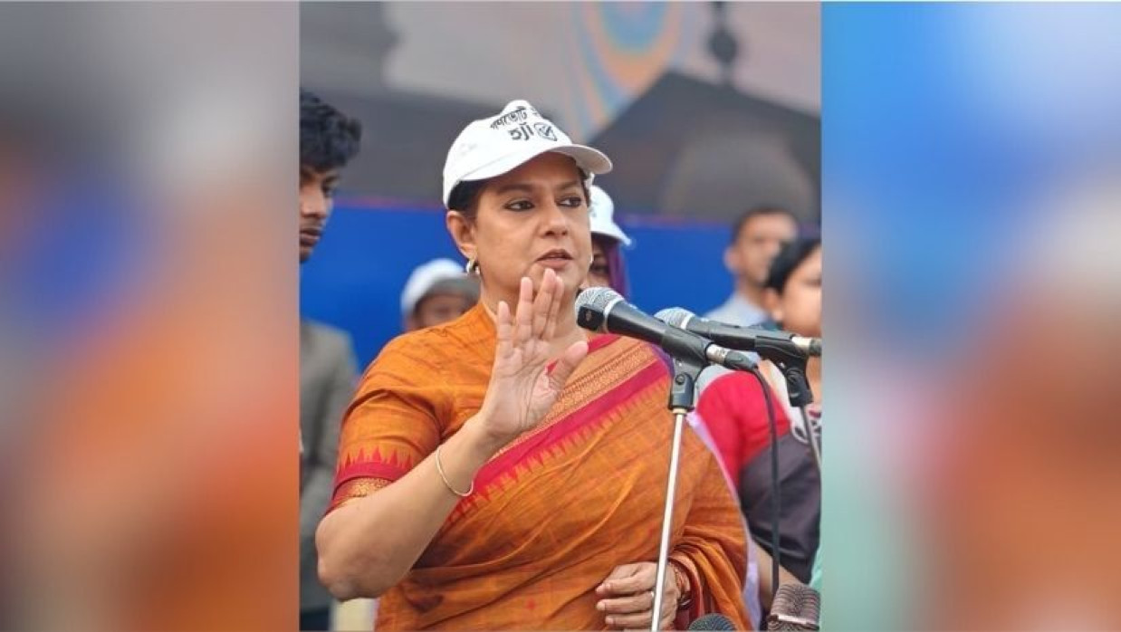 ১২ তারিখে ভোট হবে কিনা, এ নিয়ে গুজব ছড়াচ্ছে একটি চক্র: তথ্য উপদেষ্টা