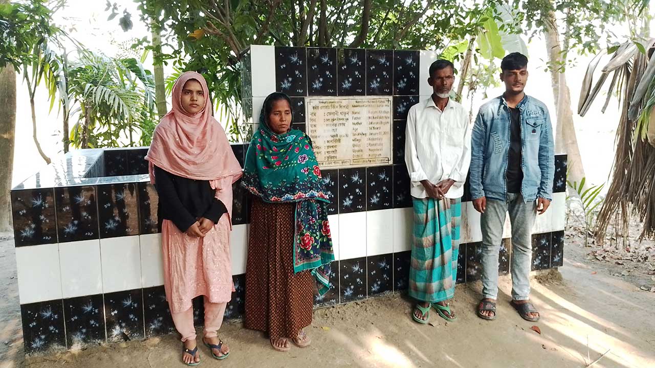ফেলানী হত্যার ১৫ বছর, বিচার দেখার অপেক্ষায় বাবা-মা