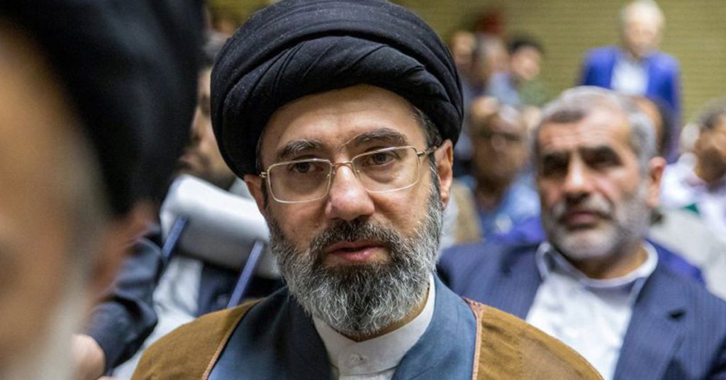 নকল পা সংযোজন ও বিকৃত মুখে প্লাস্টিক সার্জারির প্রয়োজন মোজতবার