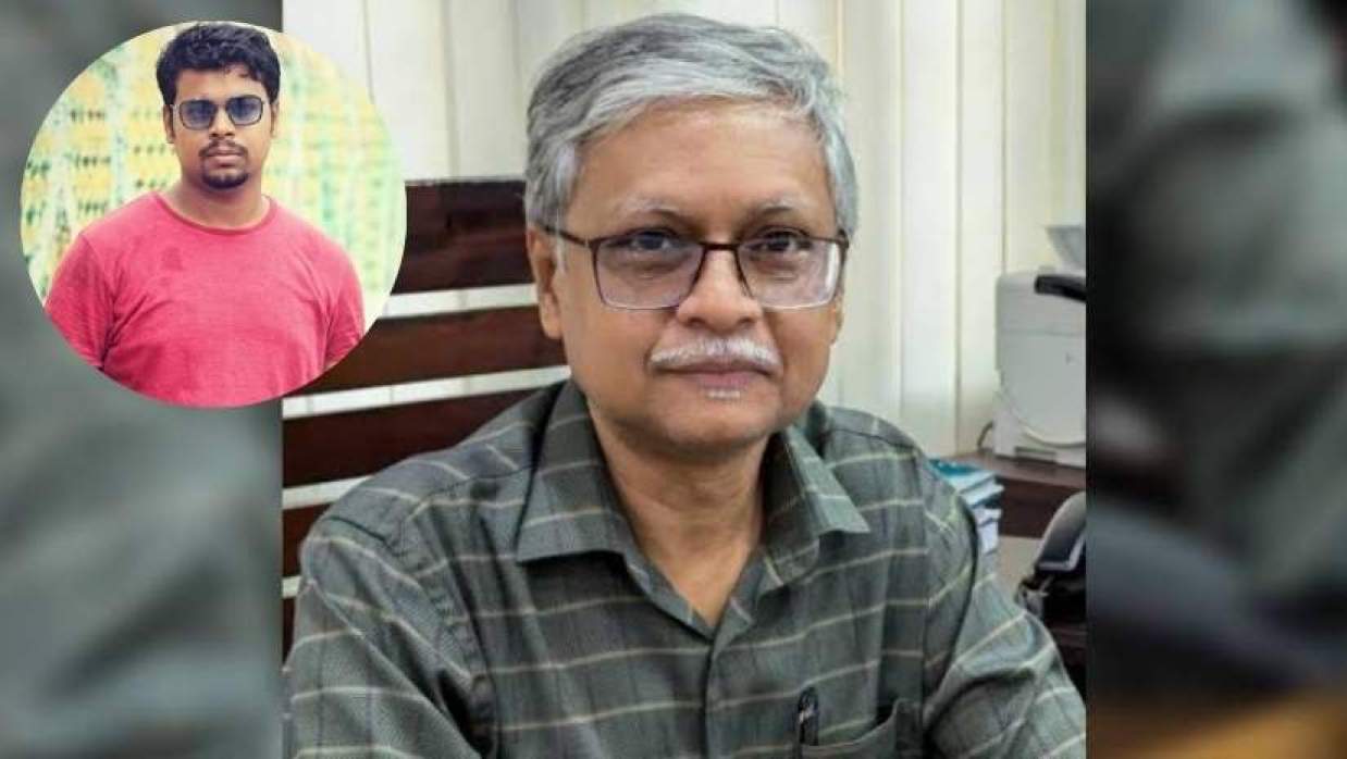 হিজাবী মেয়েটি নিজের কাপড় দিয়ে রক্ত বন্ধের চেষ্টা করেছিল,  কিন্তু পারেনি, মুহুর্তেই সাকিব ‘শহিদ সাকিব’ হয়ে যায়