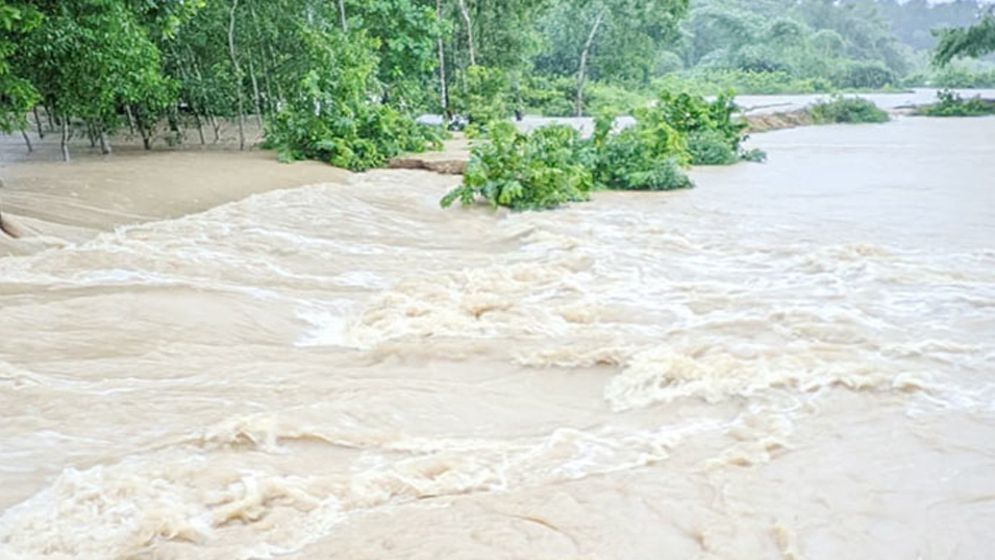 আগামী ২৪ ঘণ্টায় বৃদ্ধি ও পরবর্তী দুই দিন দ্রুত বৃদ্ধি পেতে পারে মাতামুহুরি নদীর পানি