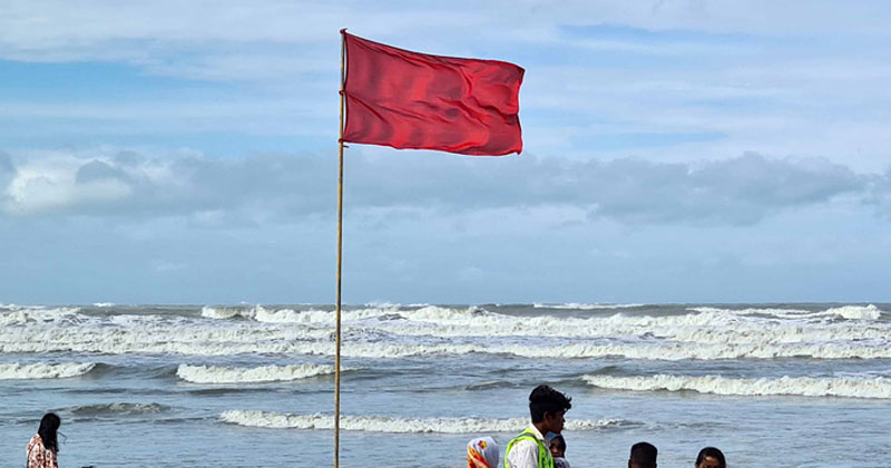 কক্সবাজারসহ দেশের সব সমুদ্রবন্দর থেকে ৩ নম্বর সতর্ক সংকেত প্রত্যাহার, কাল পর্যন্ত ভারী বৃষ্টির শঙ্কা