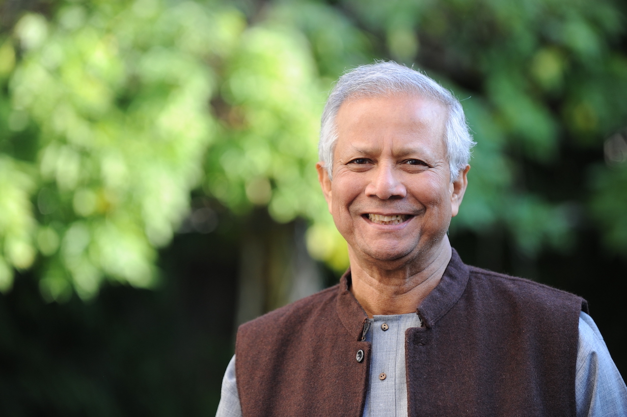 সাবেক প্রধান উপদেষ্টা ড. ইউনূসের দেশত্যাগে নিষেধাজ্ঞা চেয়ে নোটিশ